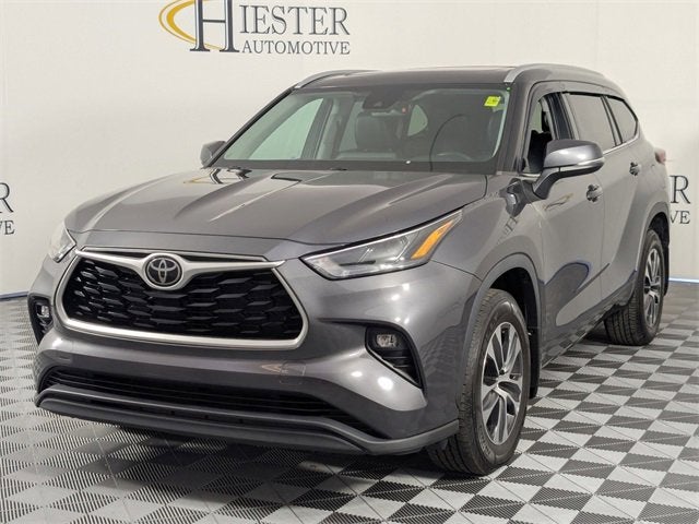 2022 Toyota Highlander XLE photo 4
