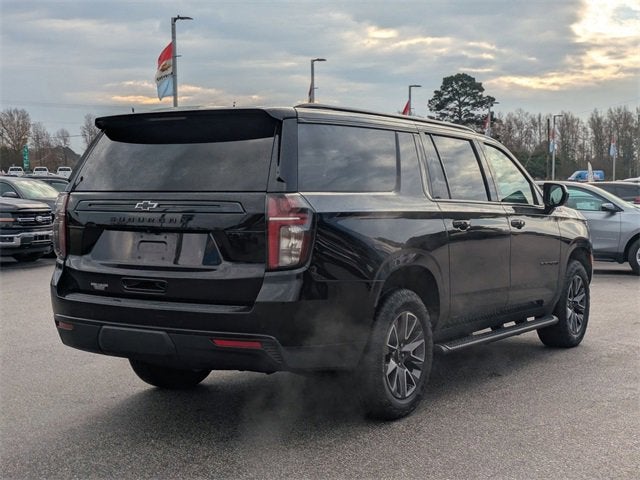 2023 Chevrolet Suburban Z71 photo 2