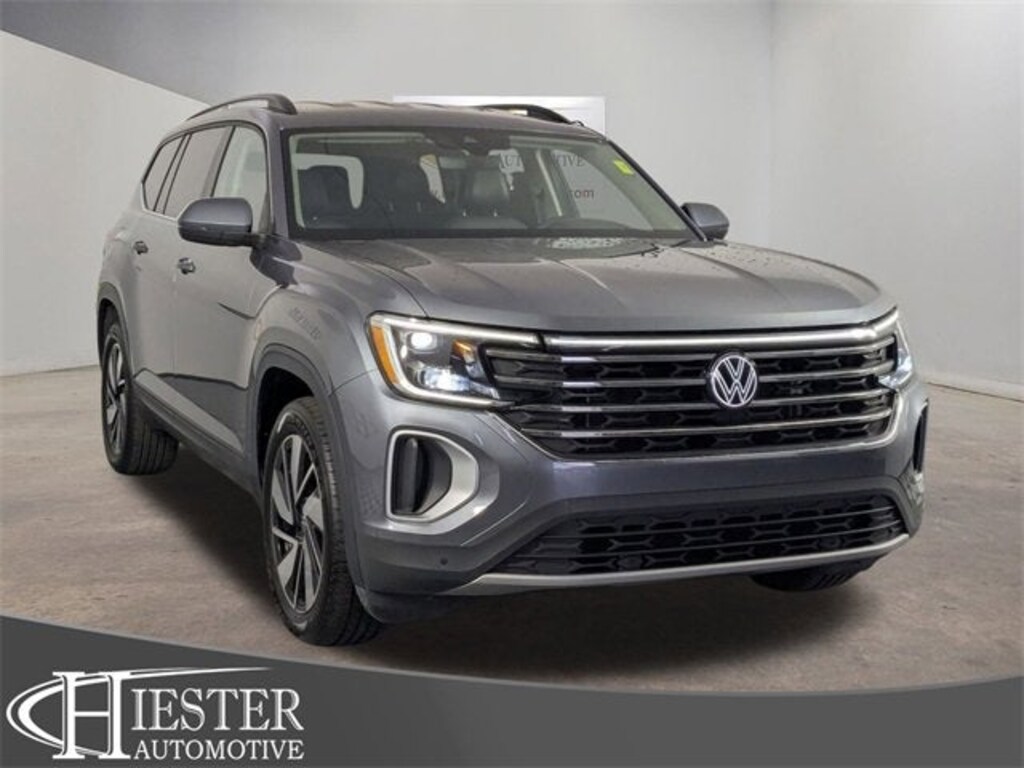 Used 2024 Volkswagen Atlas 2.0T SE w/Technology SUV