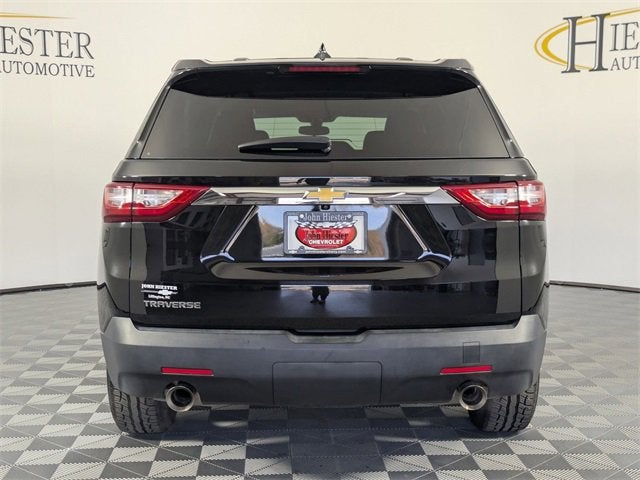 2021 Chevrolet Traverse LS photo 4