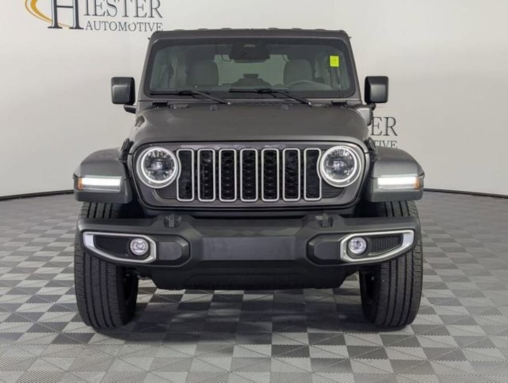 Used 2025 Jeep Wrangler 4xe Sahara SUV