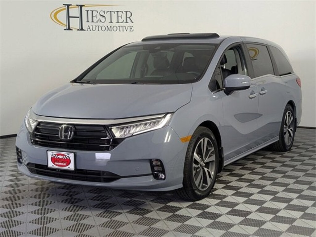 Used 2024 Honda Odyssey Touring Van