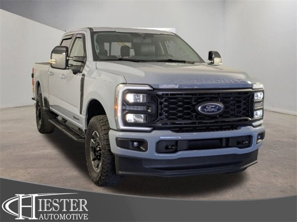 Used 2024 Ford Super Duty F-250 SRW Lariat Truck Crew Cab