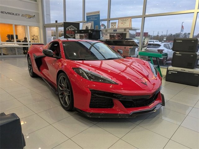 2023 Chevrolet Corvette Z06 3LZ photo 2