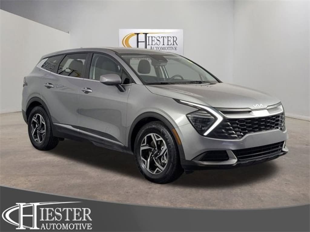 Used 2024 Kia Sportage LX SUV