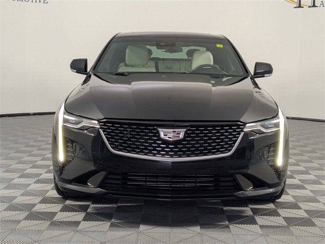 2022 Cadillac CT4 Luxury photo 2