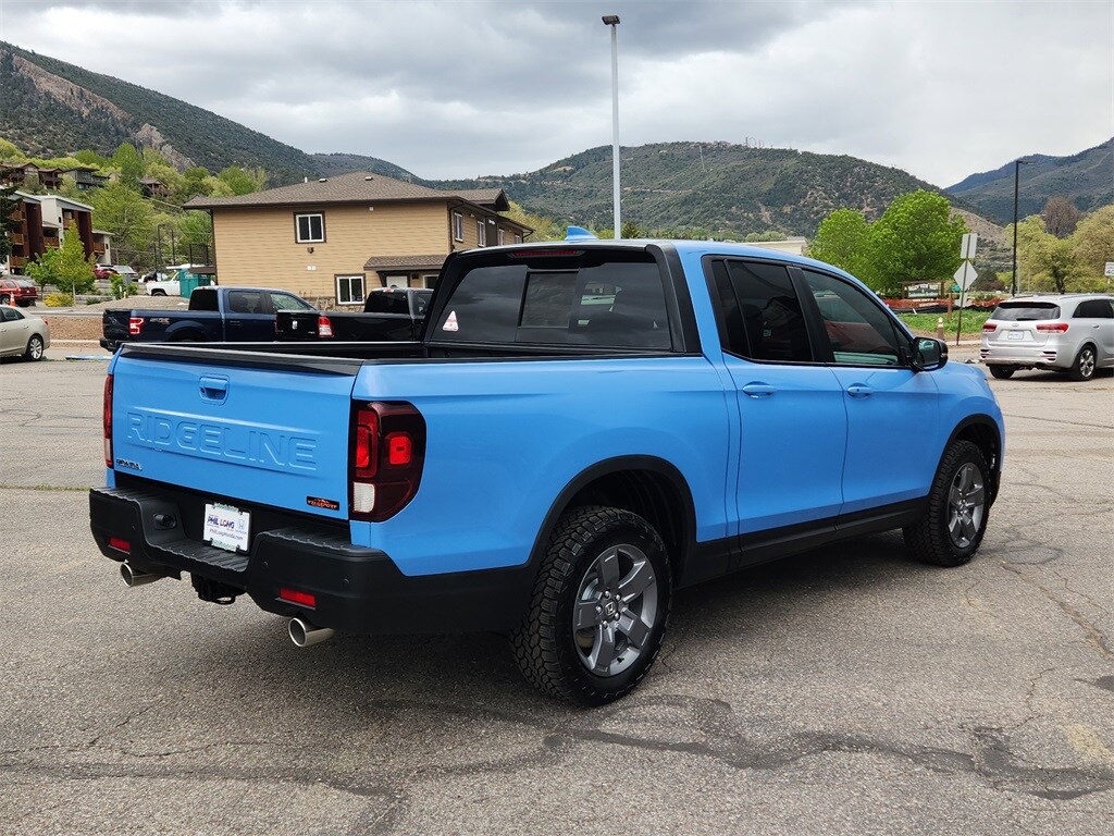 2025 Honda Ridgeline TrailSport photo 3