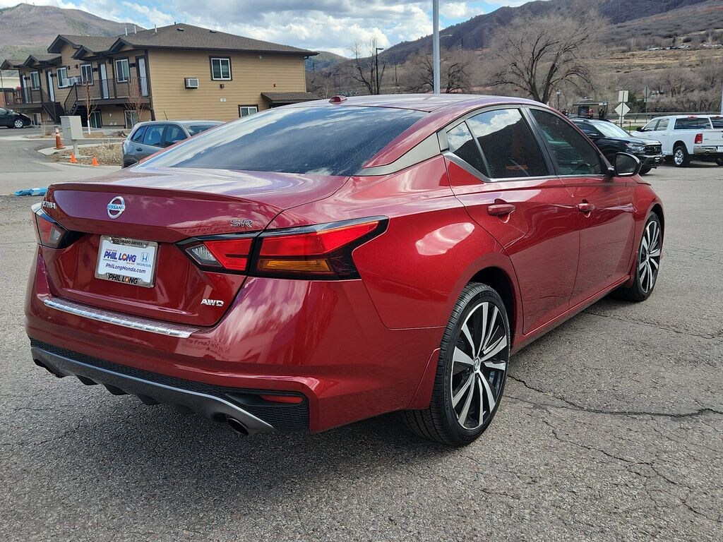Used 2020 Nissan Altima 2.5 SR Sedan