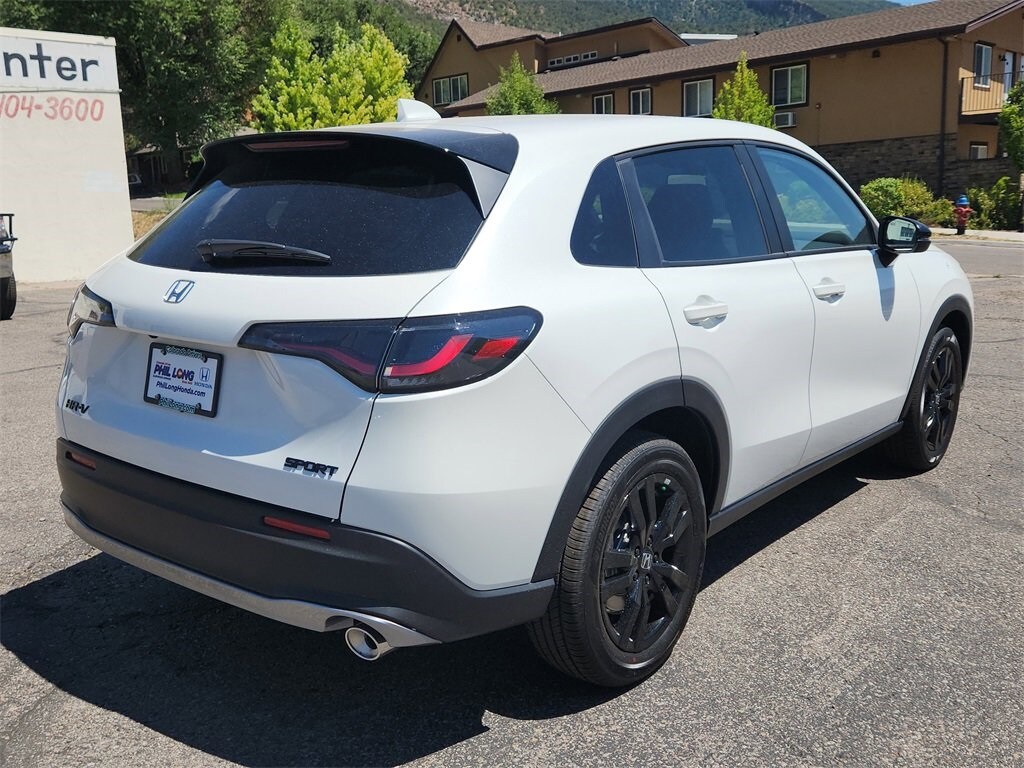 2026 Honda HR-V Sport photo 3