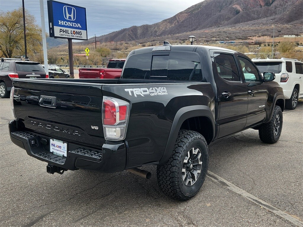 2023 Toyota Tacoma TRD Off-Road Double Cab photo 3
