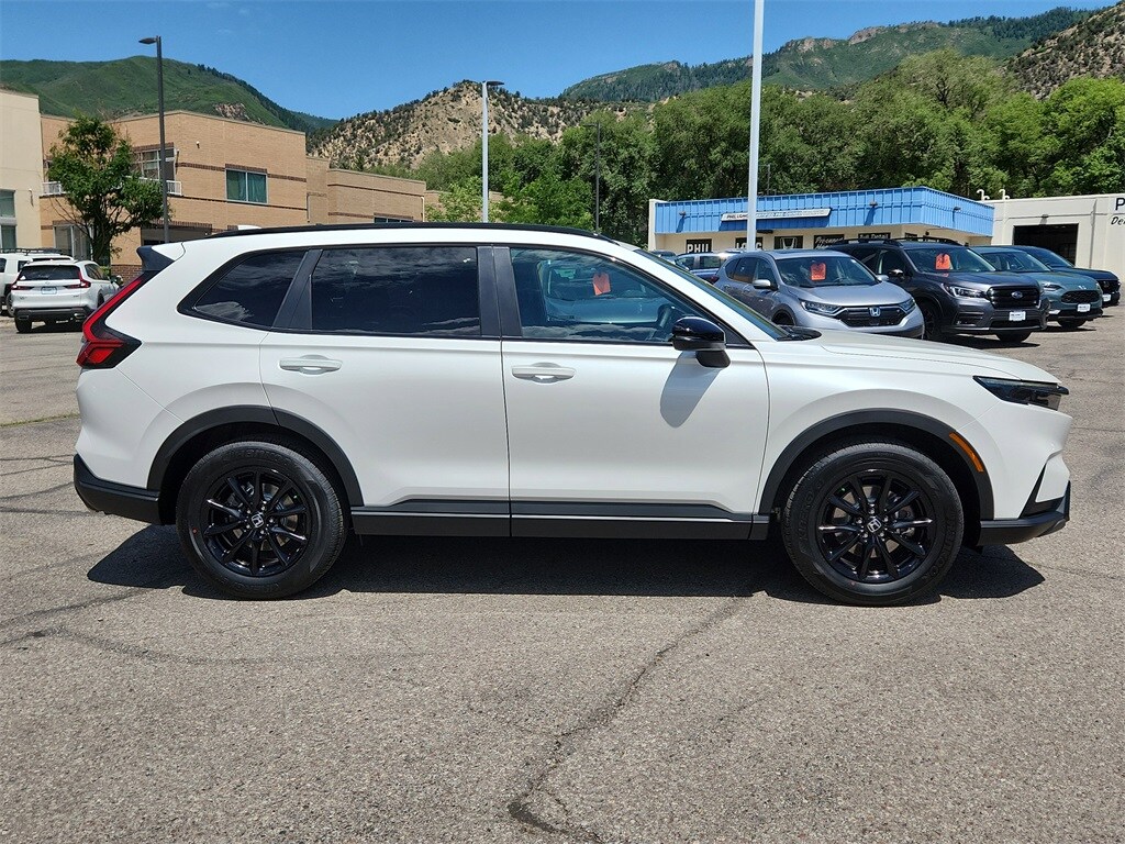 2026 Honda CR-V Hybrid Sport photo 2