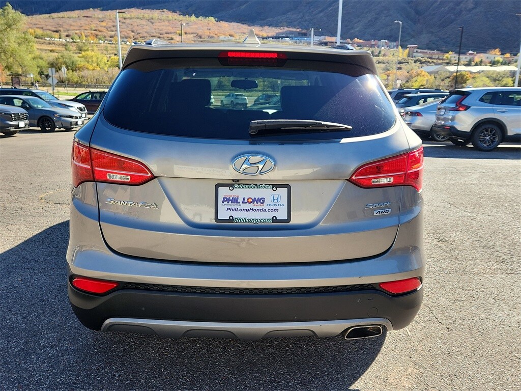 2016 Hyundai Santa Fe Sport Base photo 3