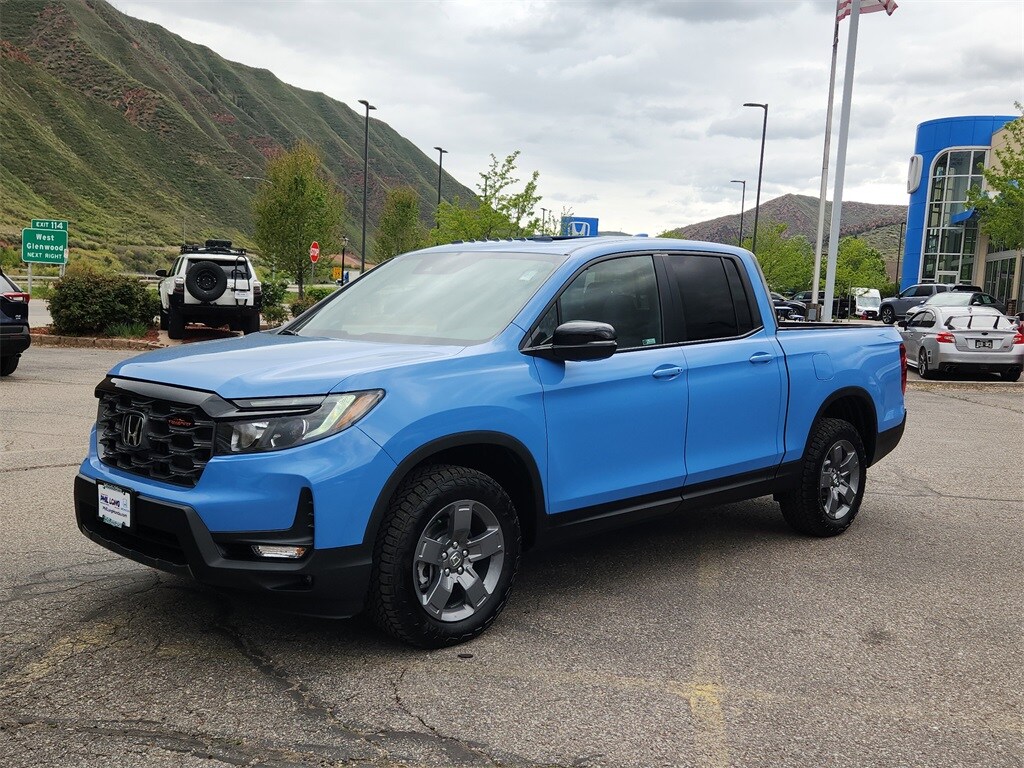 2025 Honda Ridgeline TrailSport photo 4