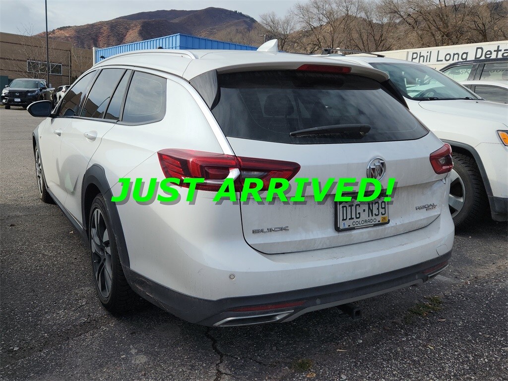 2018 Buick Regal TourX Preferred photo 3