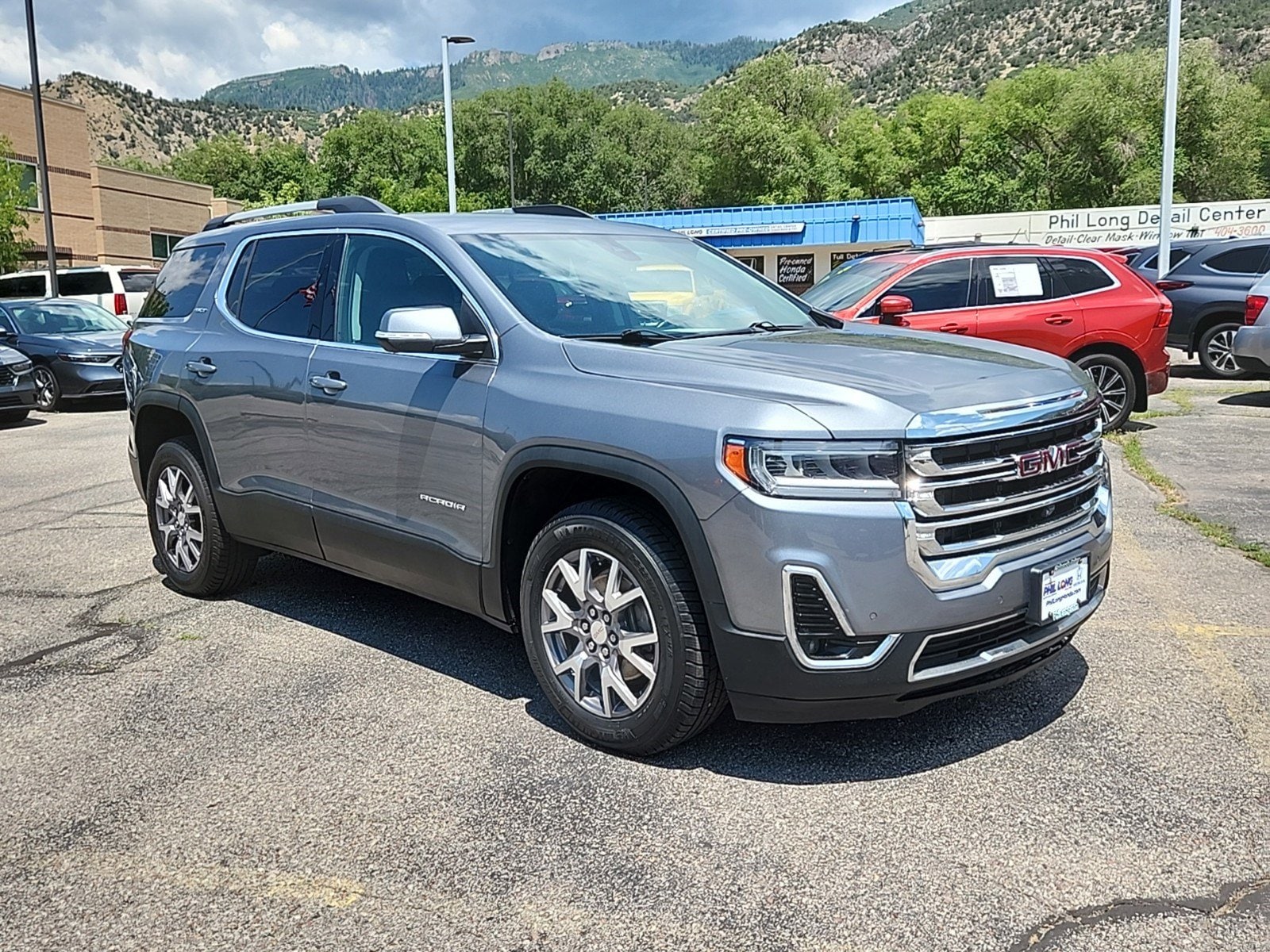 Used 2020 GMC Acadia SLT with VIN 1GKKNULSXLZ138826 for sale in Glenwood Springs, CO