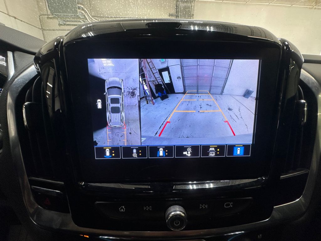 2023 Chevrolet Traverse High Country - Photo 14