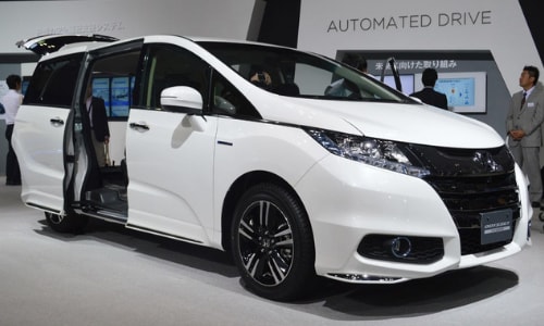 2020 Honda Odyssey on display at Japanese Auto Show