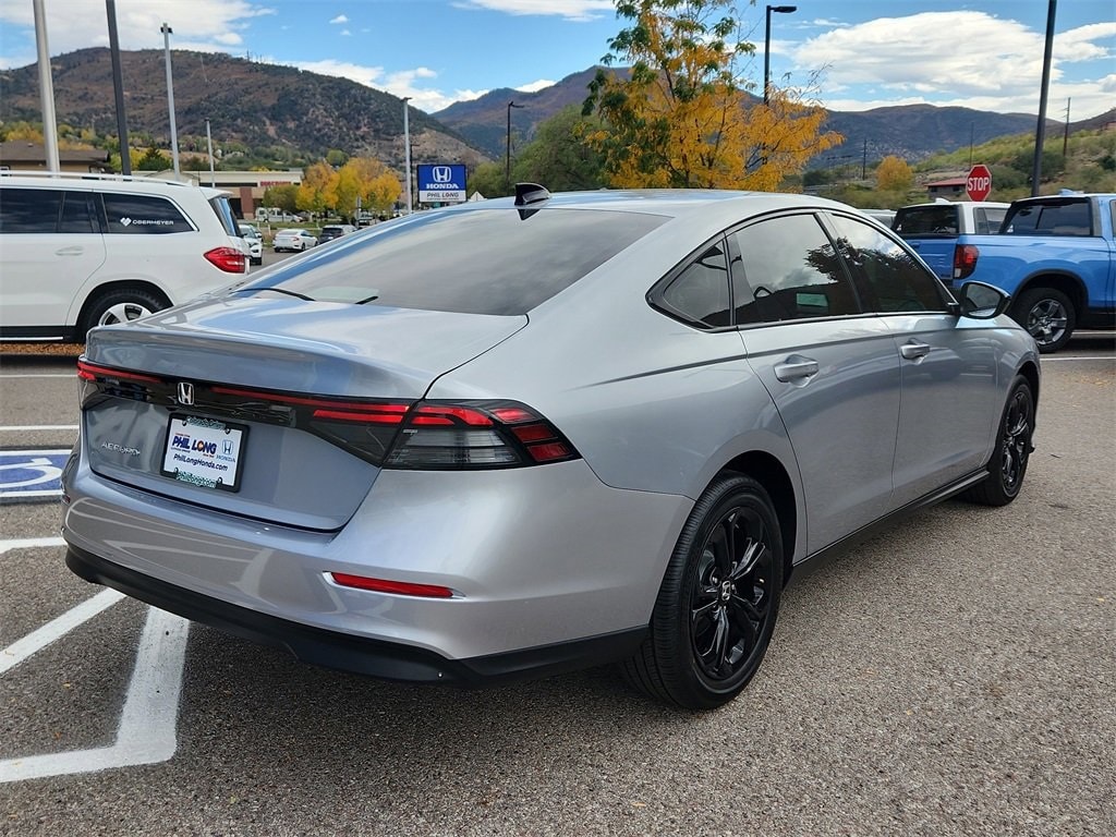 New 2025 Honda Accord SE Sedan