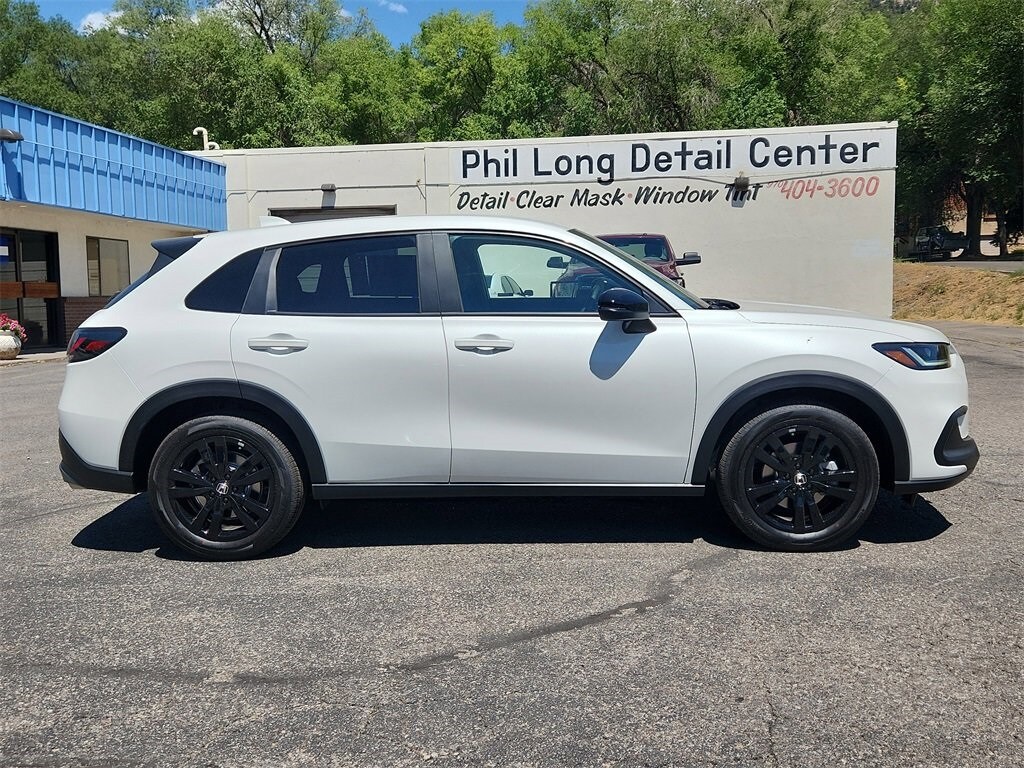 2026 Honda HR-V Sport photo 2