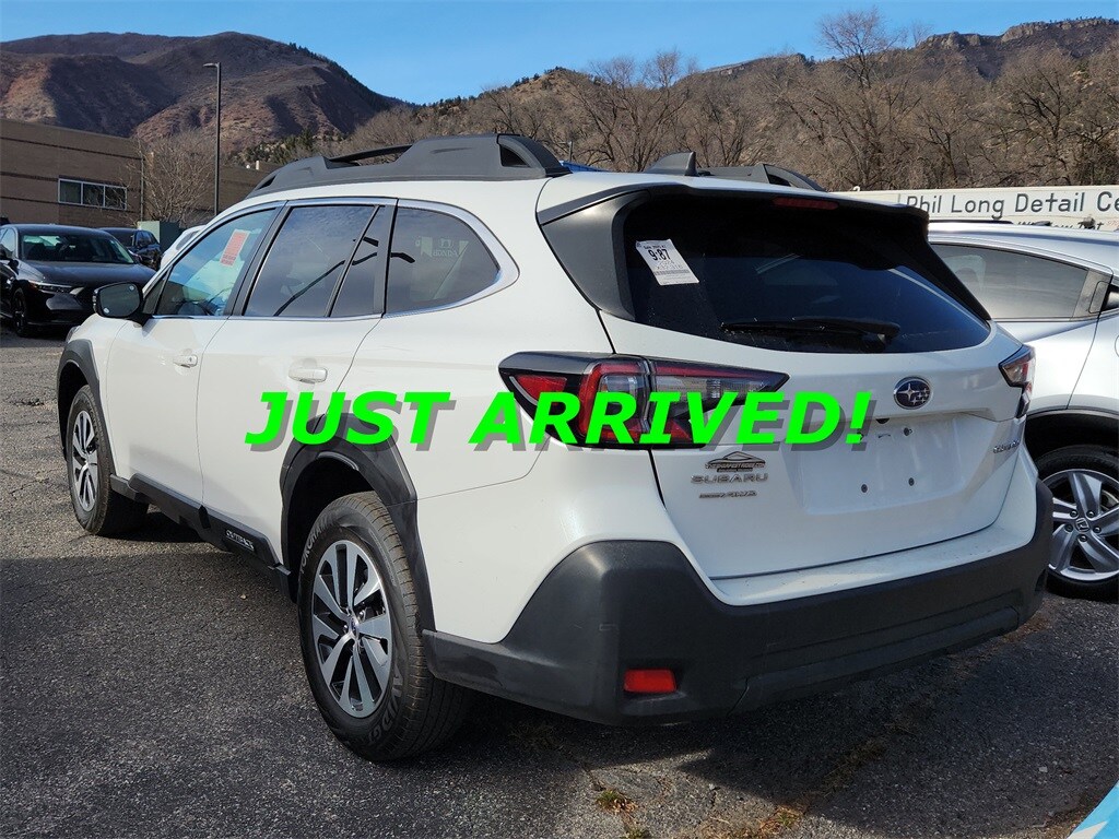 2024 Subaru Outback Premium photo 3