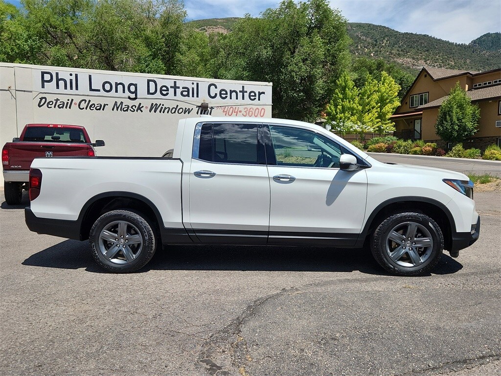 2022 Honda Ridgeline RTL-E photo 2