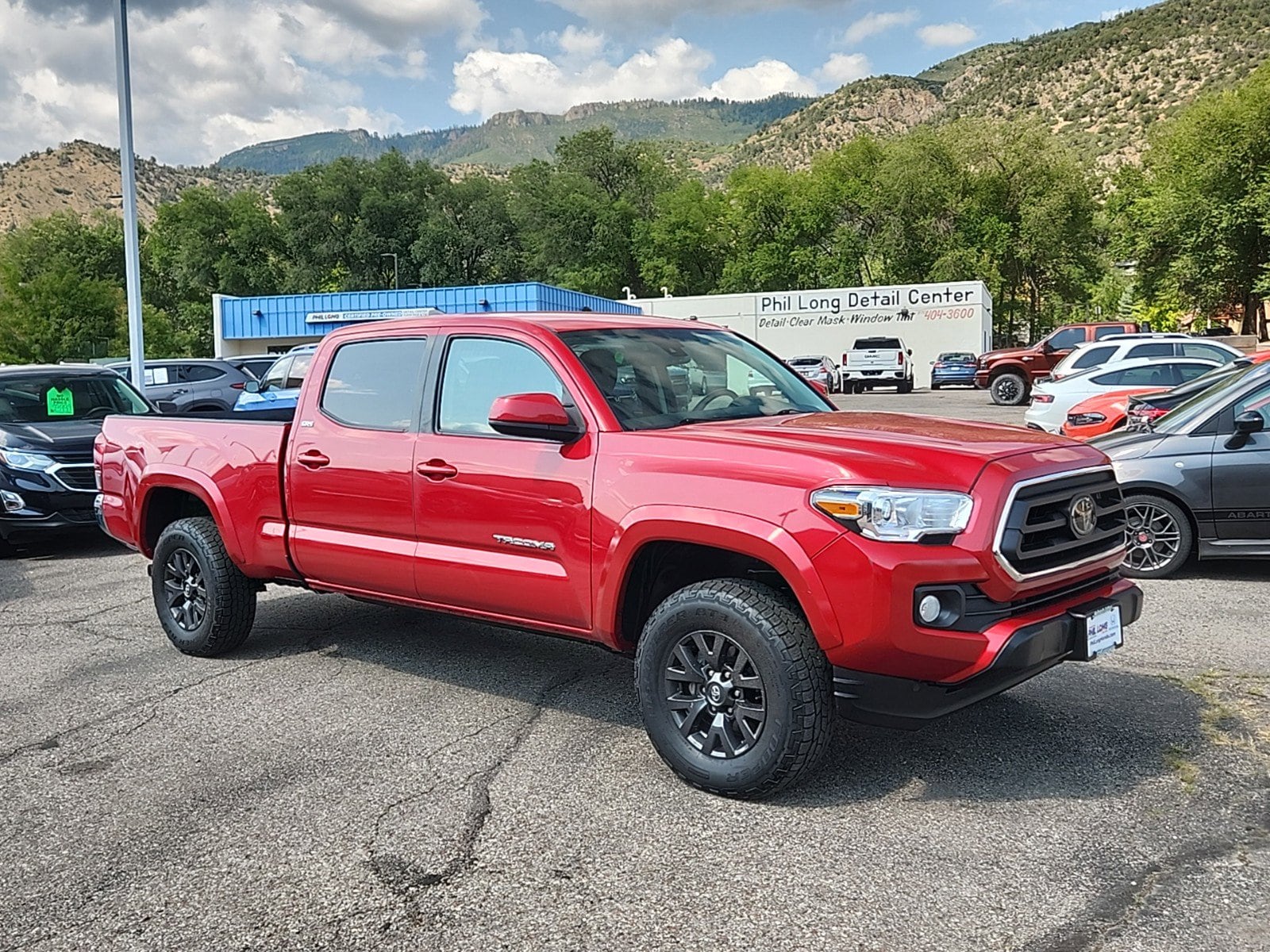 Used 2022 Toyota Tacoma SR5 with VIN 3TMDZ5BN2NM129357 for sale in Glenwood Springs, CO