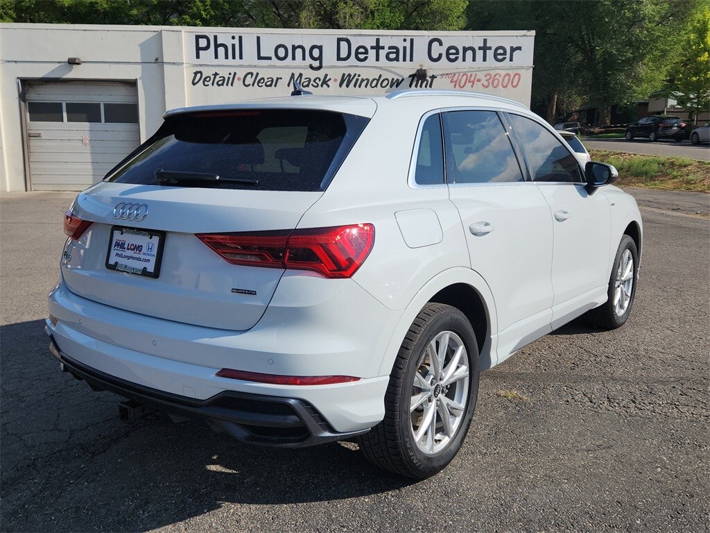 2022 Audi Q3 S line Premium Plus photo 3