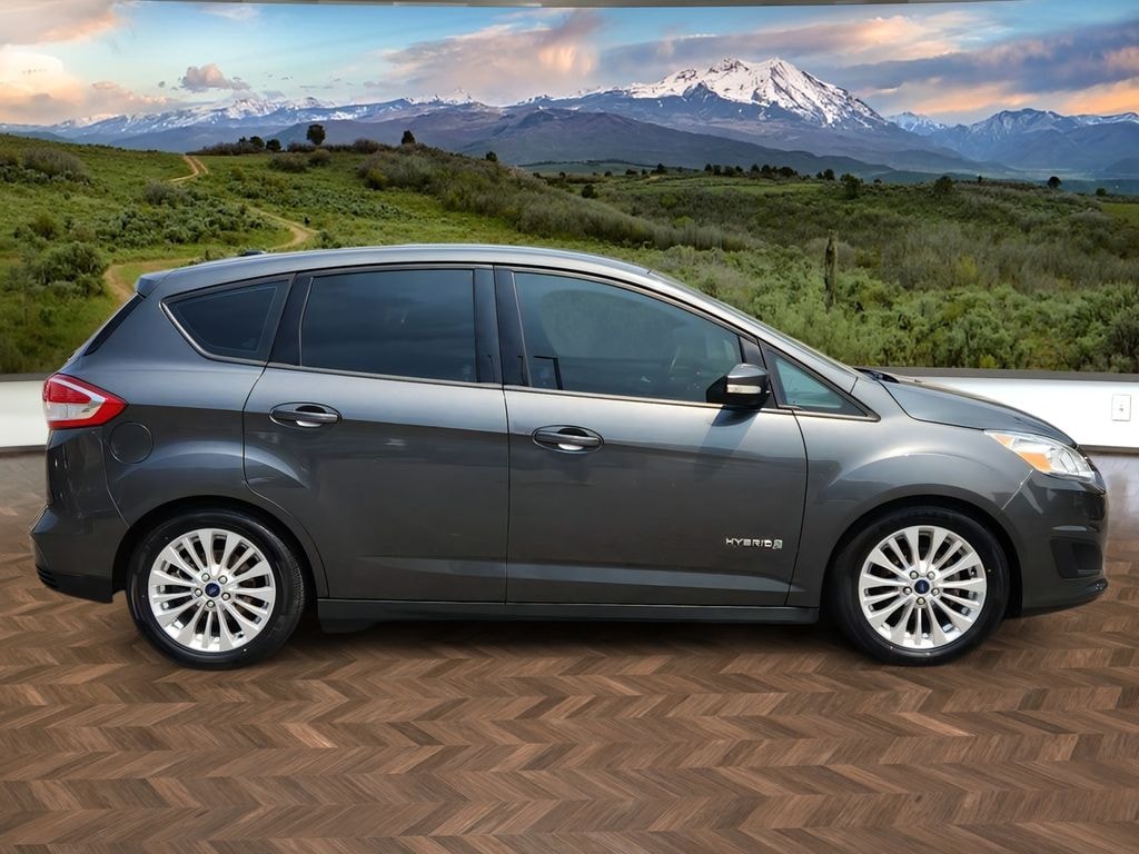 Used 2017 Ford C-Max Hybrid SE Hatchback