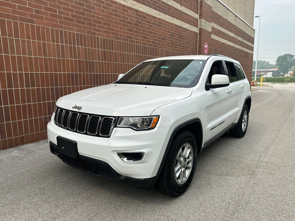 Used 2019 Jeep Grand Cherokee Laredo SUV