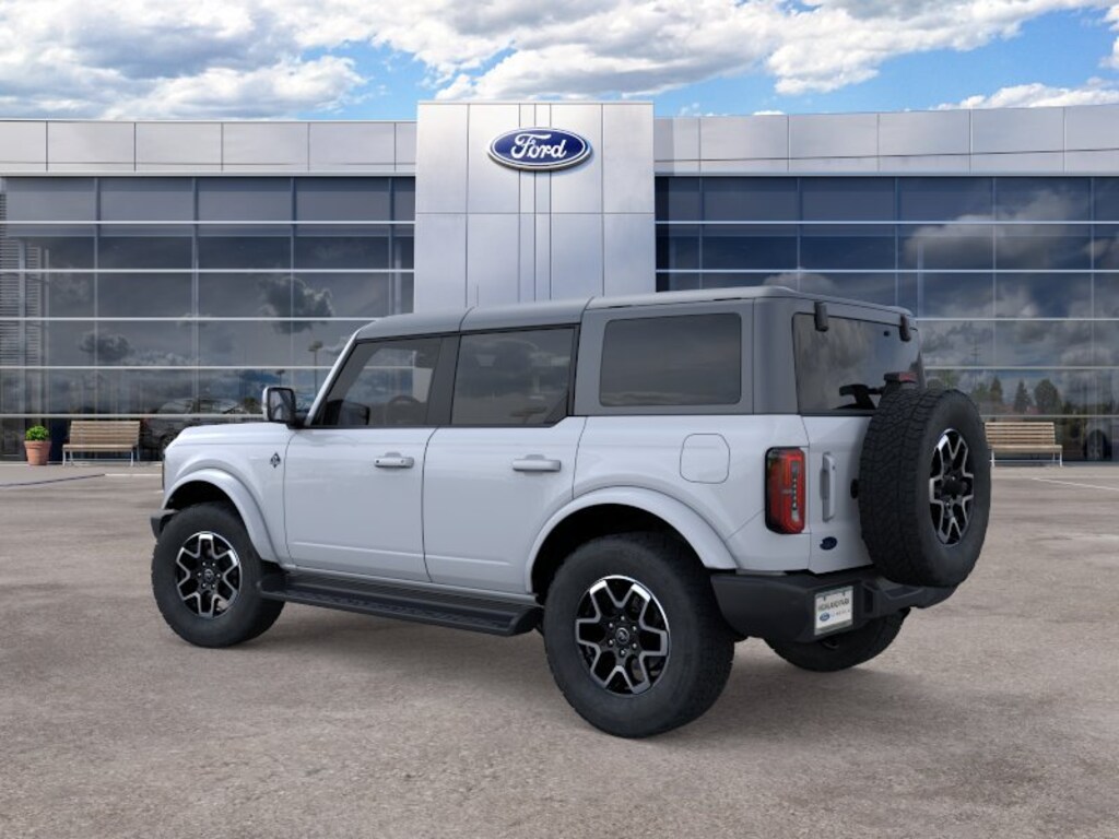New 2025 Ford Bronco Outer Banks® SUV