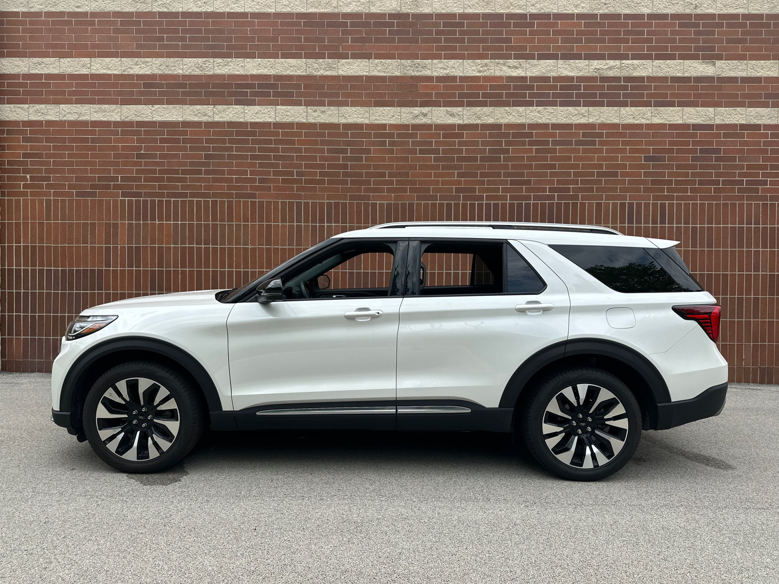 Used 2026 Ford Explorer Platinum SUV