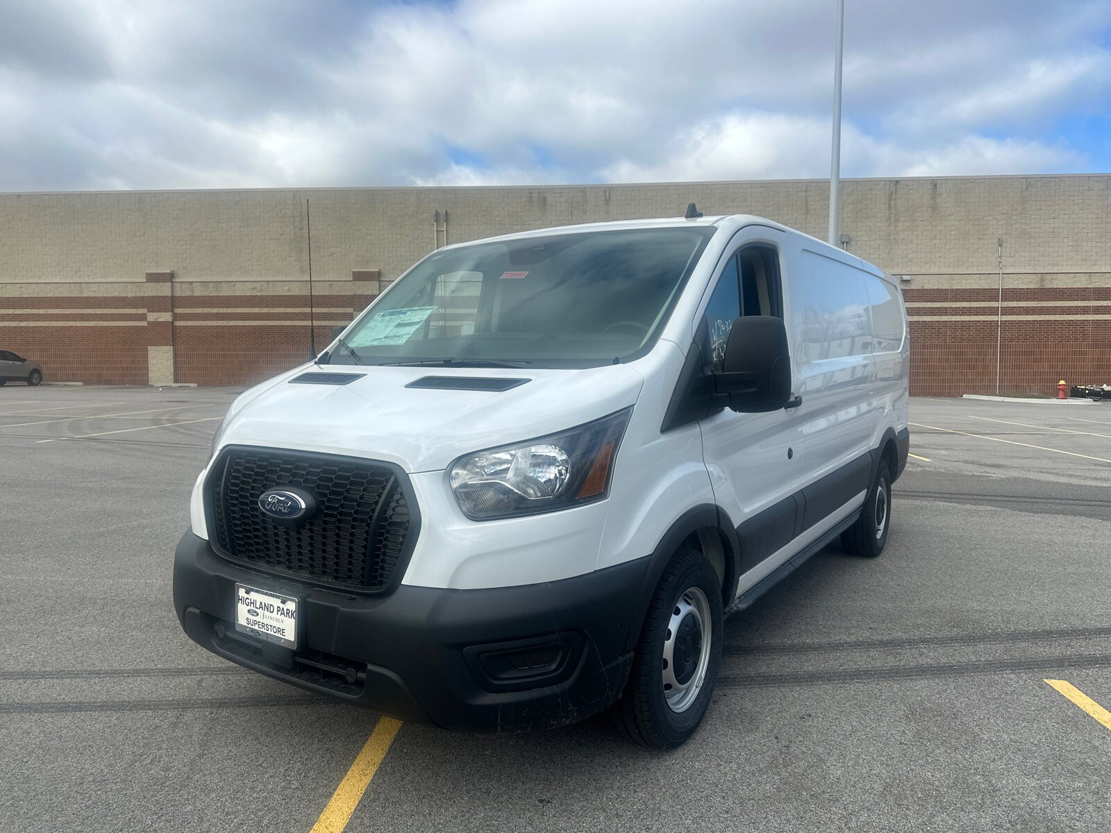 2025 Ford Transit Cargo Van photo 4