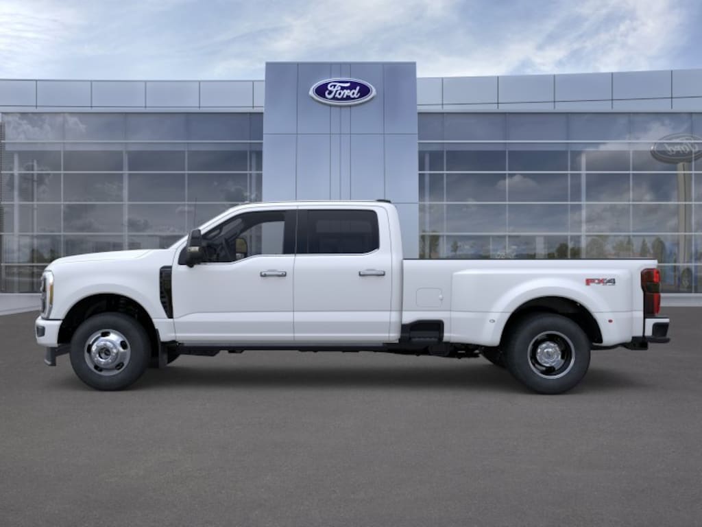 New 2026 Ford Super Duty F-350® Platinum® Truck Crew Cab