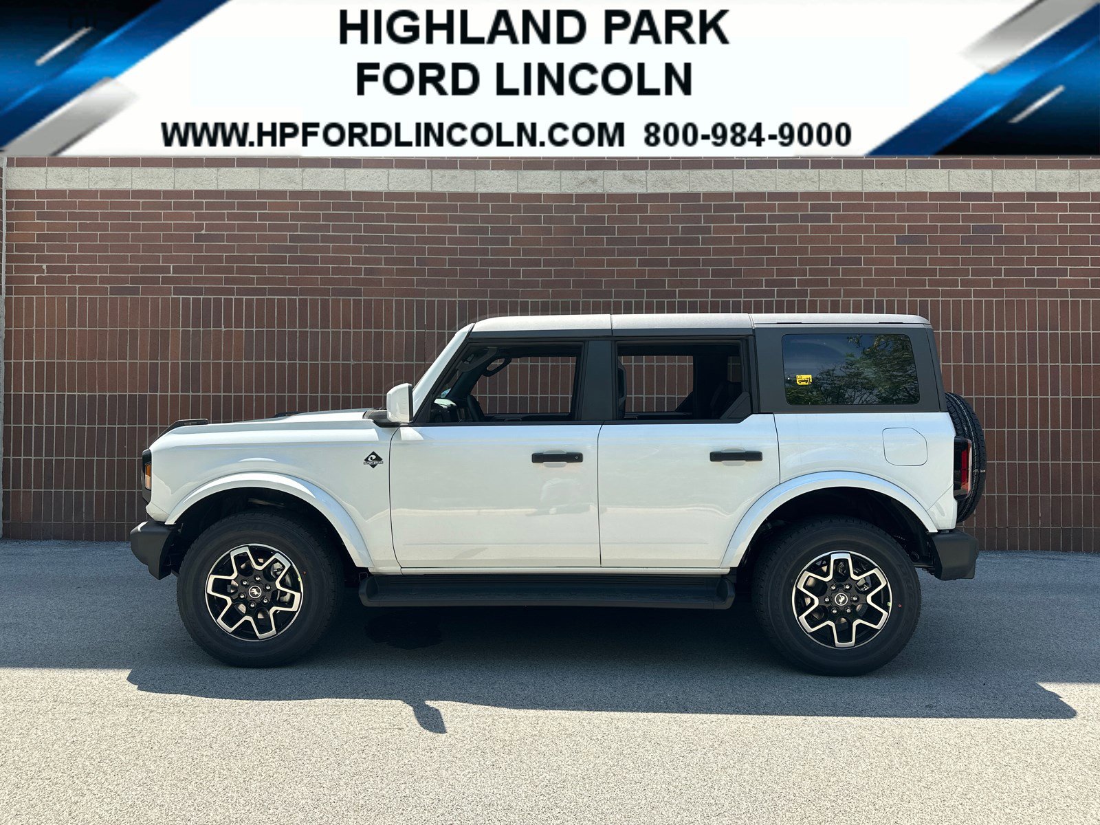 2026 Ford Bronco Outer Banks 4x4's photo