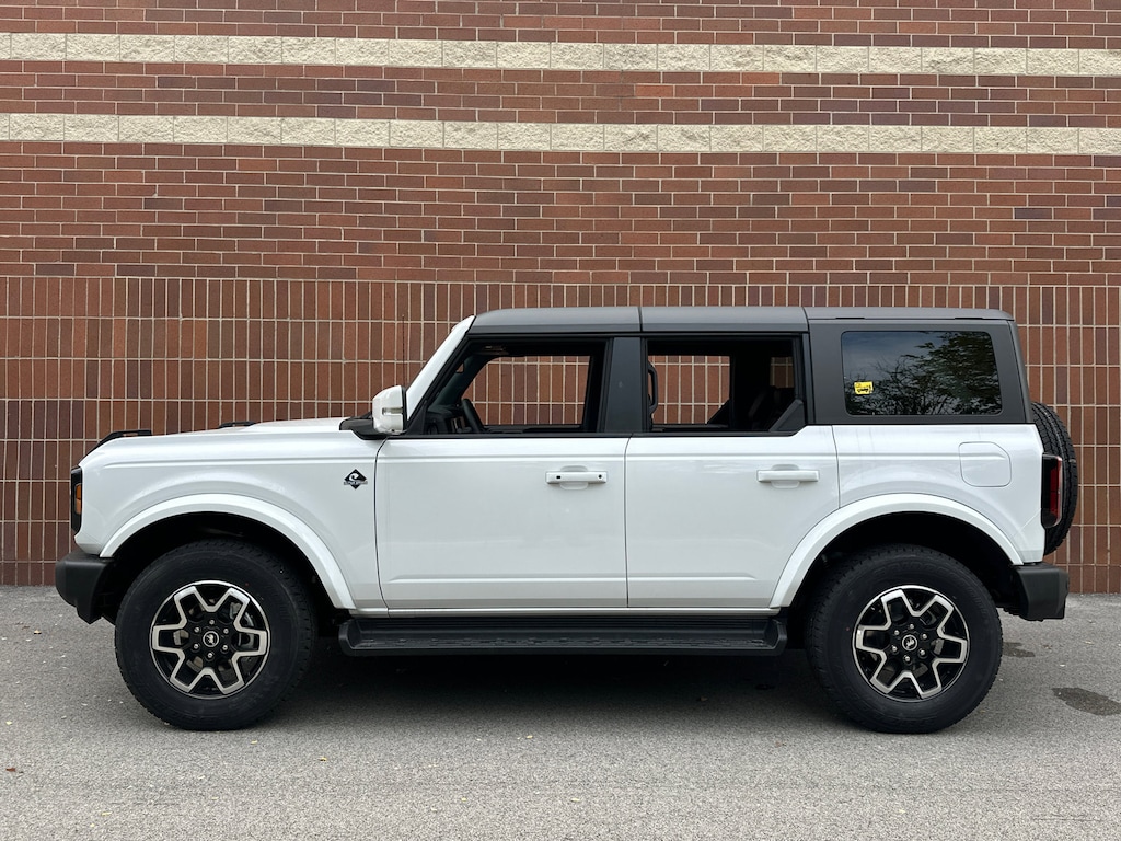 New 2025 Ford Bronco Outer Banks SUV