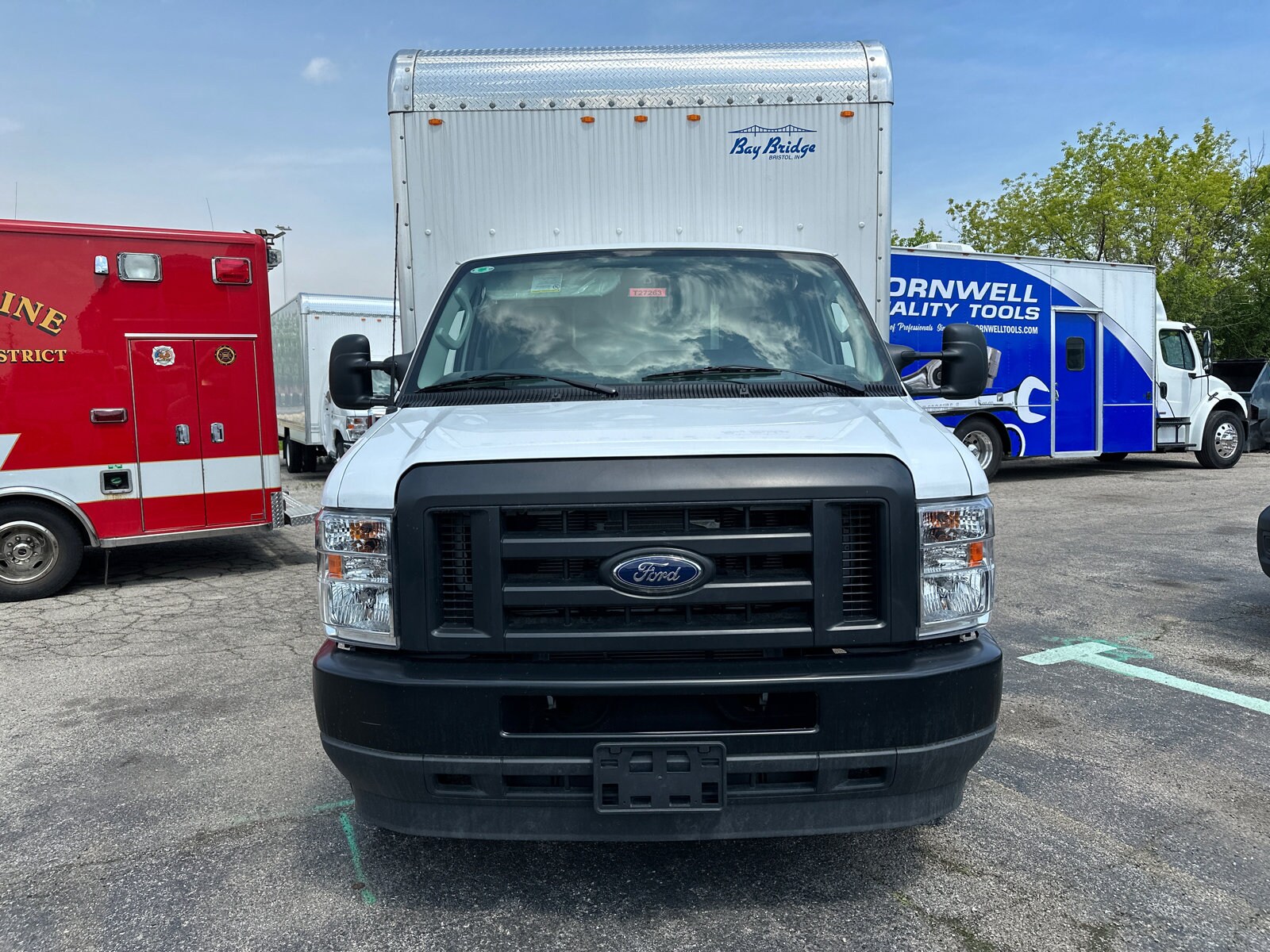 2024 Ford E-450 photo 3