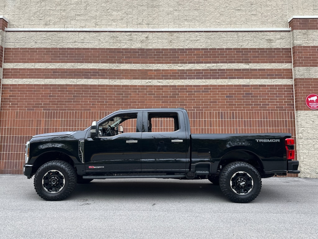 New 2026 Ford Super Duty F-350 Platinum Truck Crew Cab