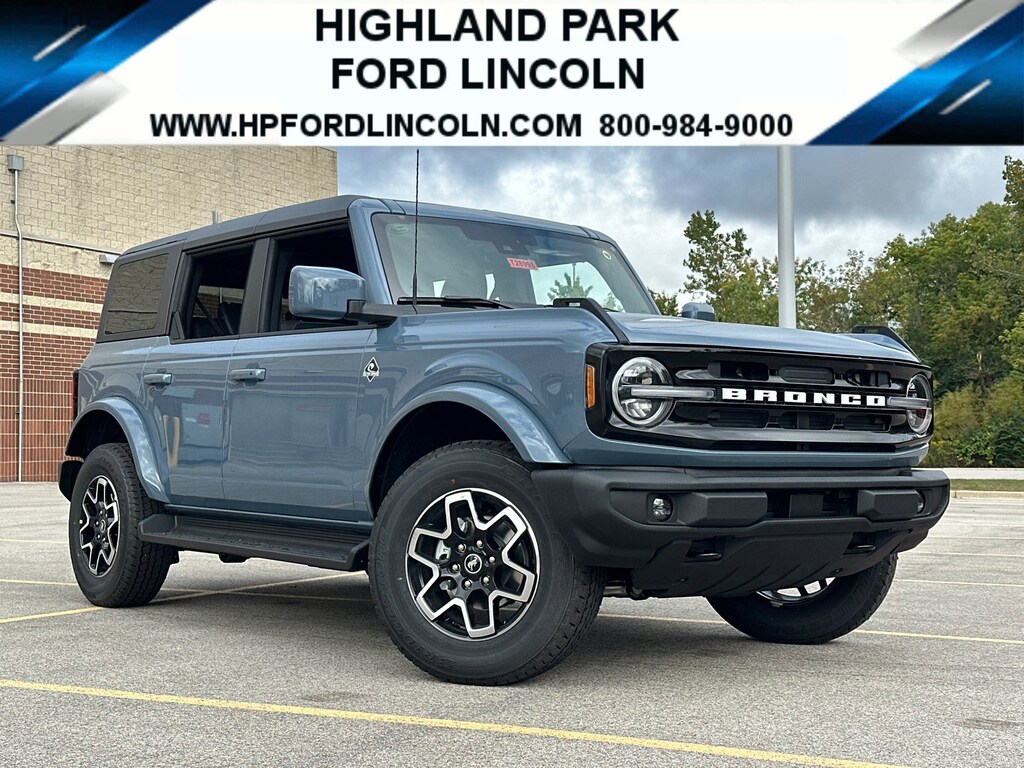 New 2025 Ford Bronco Outer Banks SUV