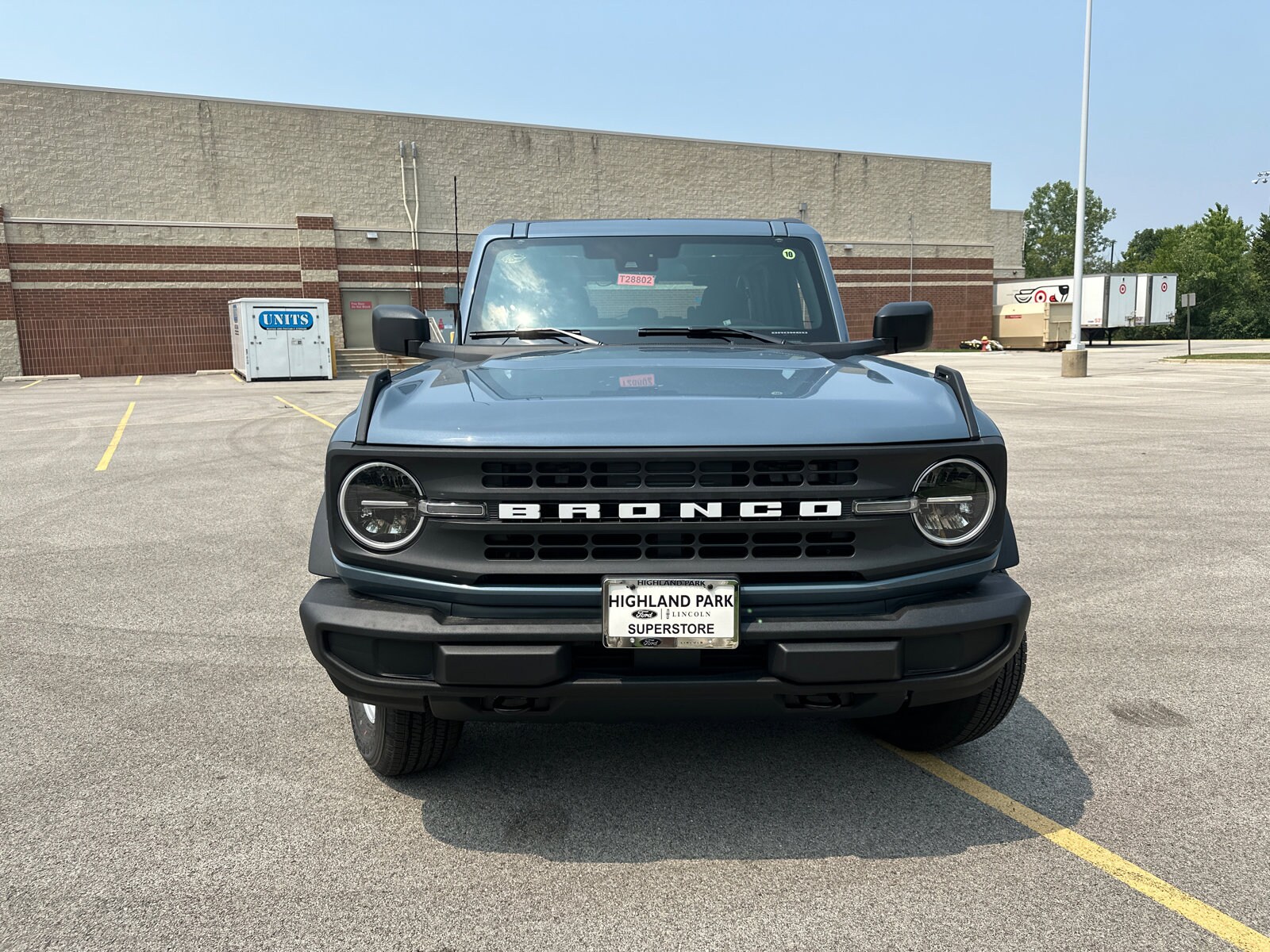 2025 Ford Bronco Base photo 3