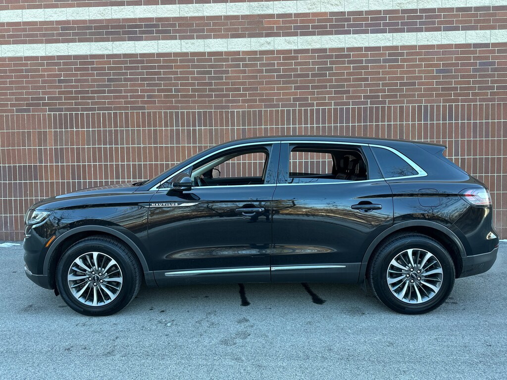 Used 2023 Lincoln Nautilus Standard SUV