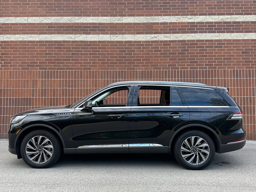 Used 2025 Lincoln Aviator Livery SUV