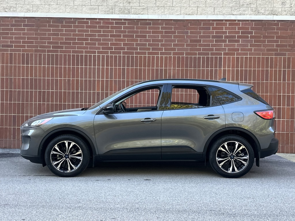 Used 2022 Ford Escape SE SUV