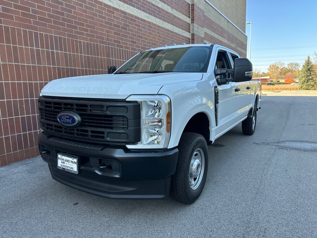 New 2026 Ford Super Duty F-250 XL Truck Crew Cab