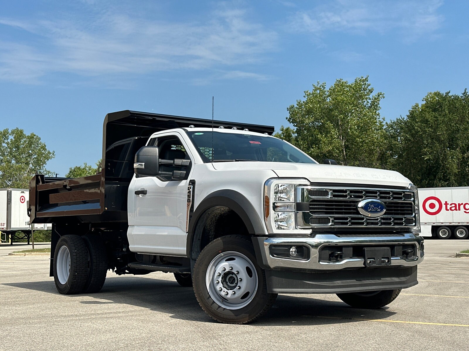 2024 Ford F-450 photo 2