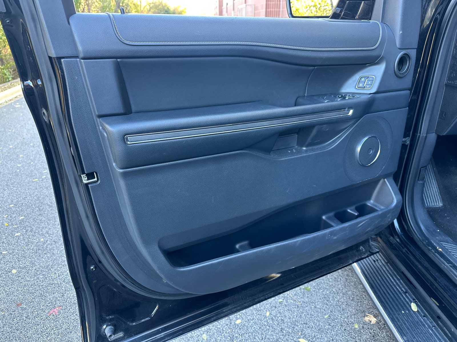 2023 Ford Expedition XLT - Photo 27