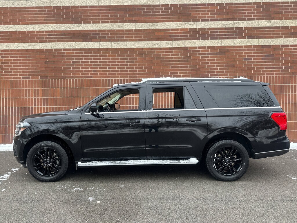 Used 2023 Ford Expedition Max XLT SUV