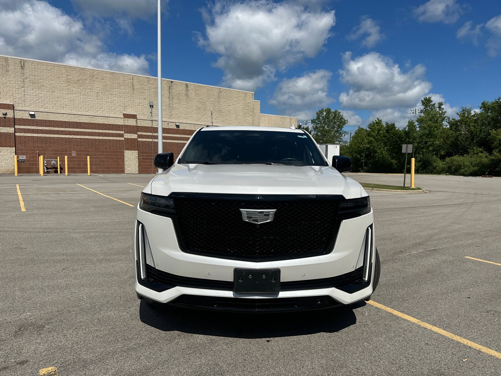 2021 Cadillac Escalade ESV Sport Platinum photo 3
