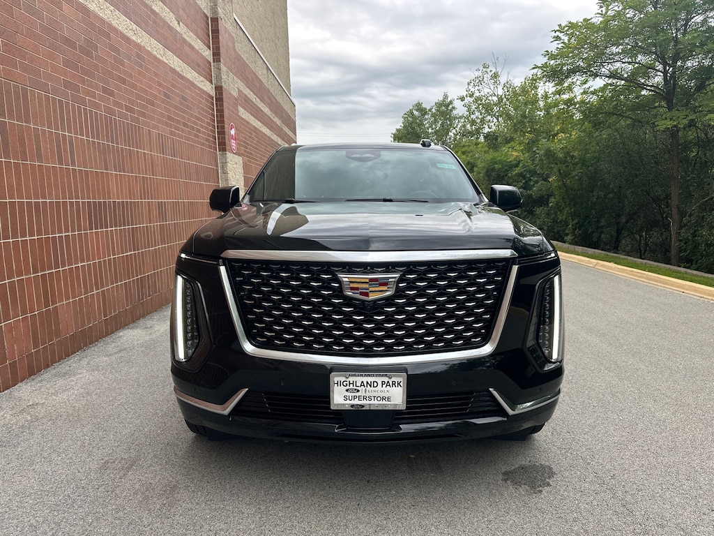 Used 2025 CADILLAC Escalade ESV 4WD Luxury SUV