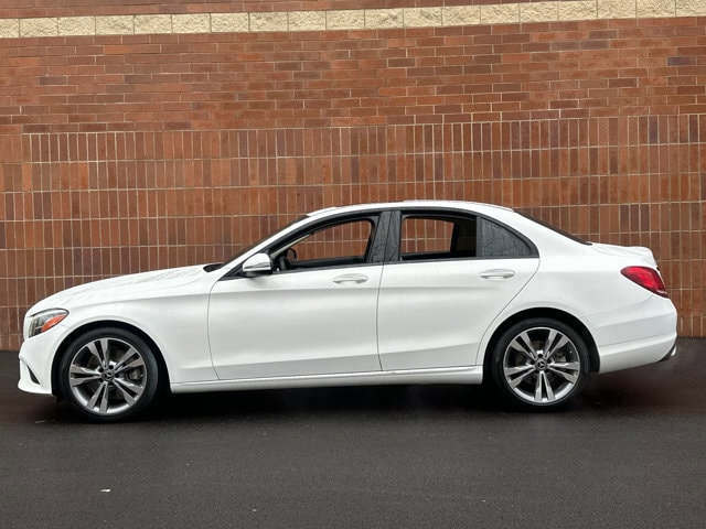 Used 2019 Mercedes-Benz C-Class Sedan C300 with VIN 55SWF8DB3KU322220 for sale in Highland Park, IL