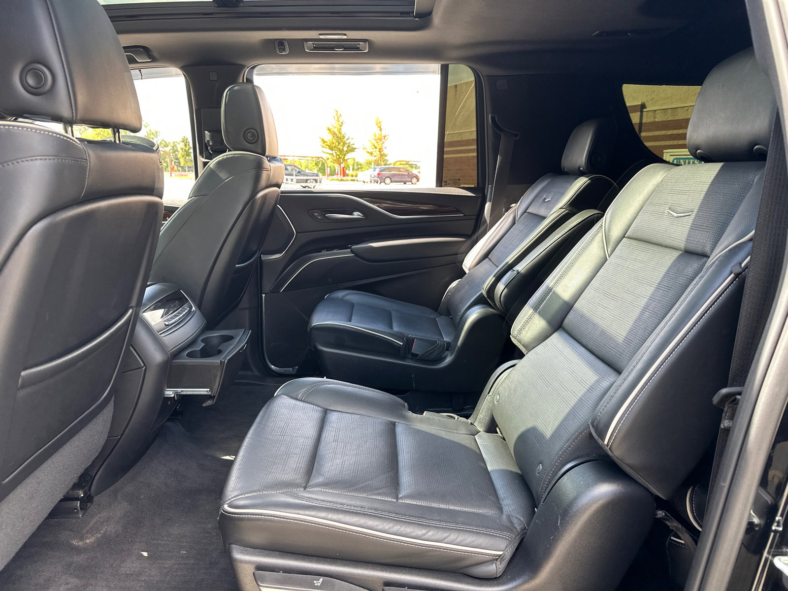 2023 Cadillac Escalade ESV Premium Luxury - Photo 32